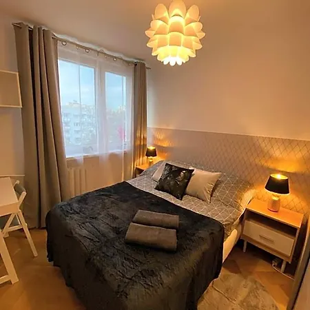 Clicktheflat Mila Center Hostel