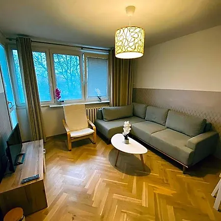 Clicktheflat Mila Center Hostel